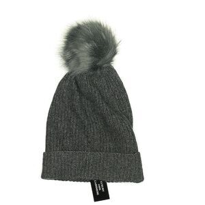 New with Tags, Saks Fifth Avenue Green Pom Pom Beanie Thick Ribbed Warm